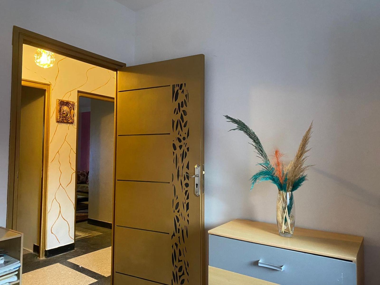 Appartement 3 Chambres Avec Balcon Tanger Exteriör bild